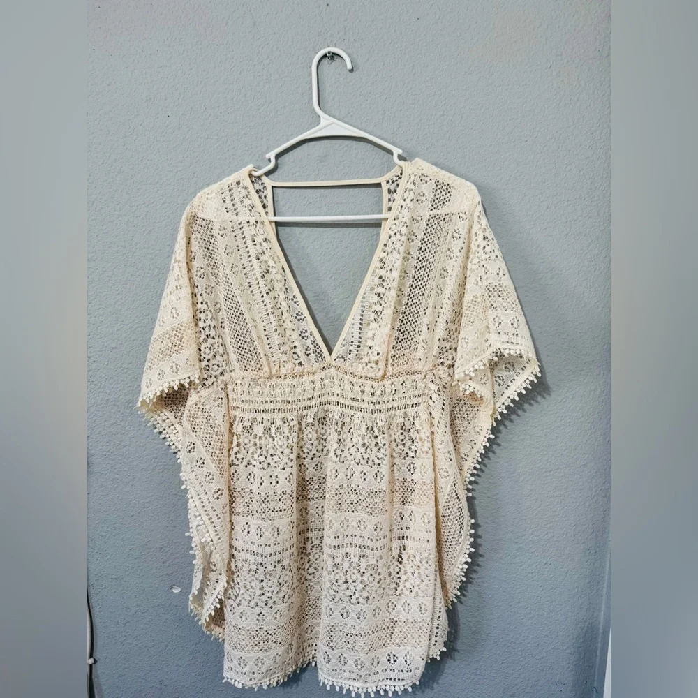 Xhilaration Women Bohemian Cream‎ V-Neck Lace Swim Cover Up Top Sz M